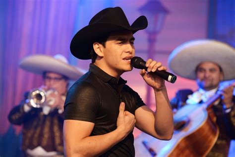 julian figueroa father|Mexican ballad singer Julian Figueroa dead at age 27